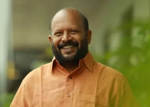 തൃ​ശൂ​രി​ല്‍ മു​ര​ളീ​ധ​ര​നാ​ണെ​ങ്കി​ലും പ്ര​താ​പ​നാ​ണെ​ങ്കി​ലും രാ​ഷ്ട്രീ​യ​പോ​രാ​ട്ടം തന്നെ; ഏ​ത് സ്ഥാ​നാ​ർ​ഥി വ​ന്നാ​ലും ആ​ശ​ങ്ക​യി​ല്ലെ​ന്ന് ‍വി.​എ​സ് സു​നി​ൽ കു​മാ​ർ