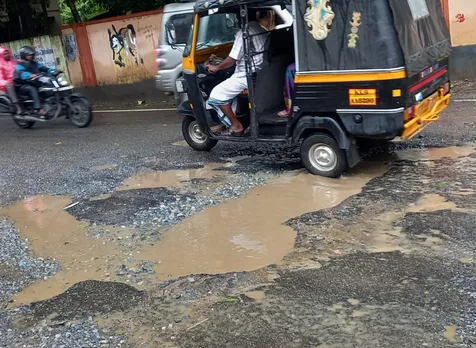 road collapsed malambuzha