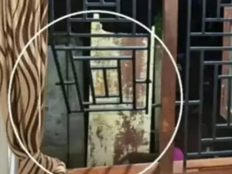വീട്ടുകാര്‍ നബിദിനാഘോഷത്തിന് പോയ തക്കംനോക്കി കവര്‍ച്ച; സ്വര്‍ണവും വിലപിടിപ്പുള്ള രേഖകളും മോഷ്ടിച്ചു