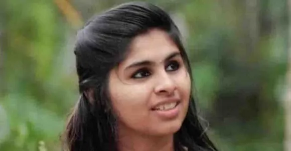 കേരളത്തിലിപ്പോള്‍ പുറത്തിറങ്ങി ഭക്ഷണം കഴിച്ചാല്‍ വീട്ടില്‍ തിരിച്ചെത്താനാകുമോ എന്ന് ഉറപ്പില്ലാത്ത സ്ഥിതി; മനുഷ്യ ജീവന് സംരക്ഷണം കൊടുക്കാന്‍ സര്‍ക്കാര്‍ സംവിധാനം പരാജയപ്പെടുന്നു! ആ വകുപ്പുകള്‍ പിരിച്ചുവിട്ടിരുന്നെങ്കില്‍ ആ പണമെങ്കിലും ലാഭിക്കാമായിരുന്നു - പ്രതികരണത്തില്‍ സുമിത്ത് ജോര്‍ജ്