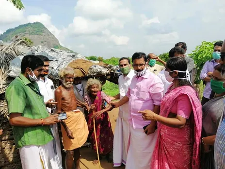 ദുരിതജീവിതത്തിന് അറുതി: വെളുപ്പനും പാപ്പാളിനും തണലൊരുക്കി സാമൂഹ്യനീതി വകുപ്പ്