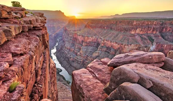 US: 13-Year-Old Escapes Death After 100 Feet Fall At Grand Canyon