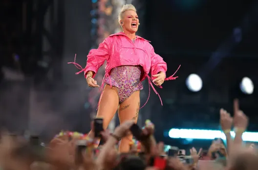 Think Pink: Fan Goes Into Labour At Concert, Names Baby After Singer