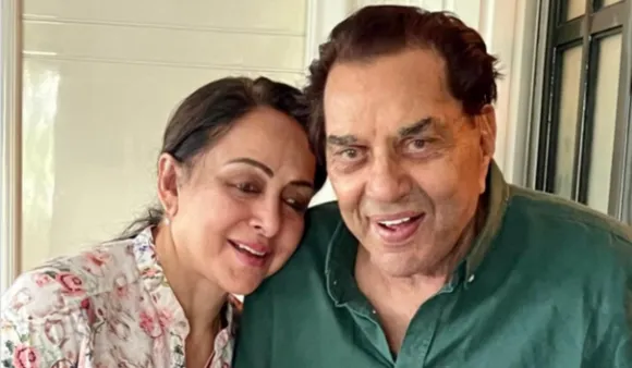 'What More Can I Ask Of Life': See Hema Malini's Anniversary Post For Dharmendra