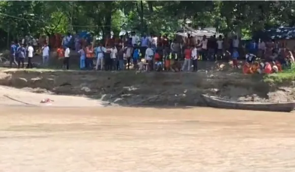 Boat Carrying School Kids Overturns In Bihar, 10 Children Missing