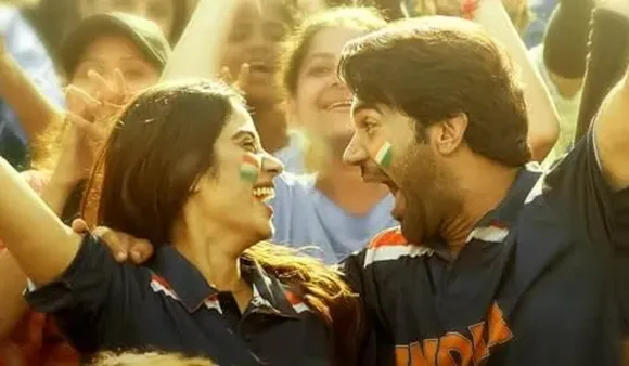 Watch: Will Janhvi Kapoor Make Rajkummar Rao's Cricket Dream A Reality?