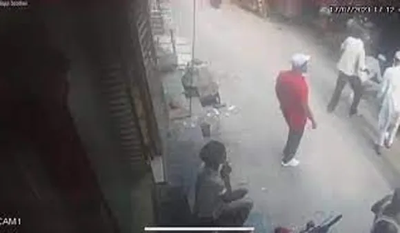On Camera: Man Fatally Stabbed In Delhi By Girlfriend's Family