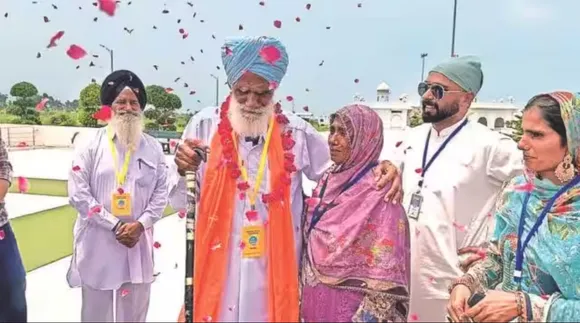 76 Years After Independence, Siblings Reunite At Pak's Gurudwara