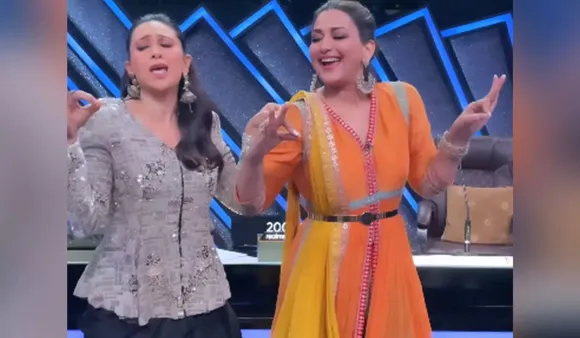 Karisma Kapoor, Sonali Bendre Recreate Iconic Dance, Tabu Reacts!