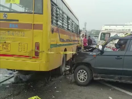 Ghaziabad: School Bus-Suv Collision On Expressway; 6 Dead