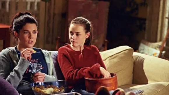 Celebrating Feminist Moms: A Look at Five Iconic Sitcom Characters