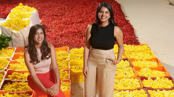 This Sister-Duo Wants To Transform Your Puja Experience With Flowers