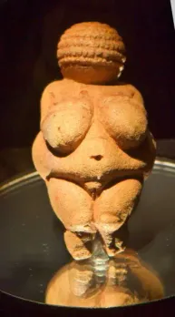 Facebook Venus Willendorf