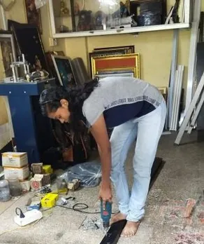 Pragya working in her workshop