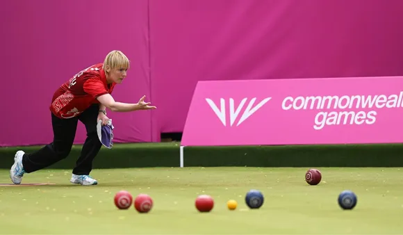 what is lawn bowls