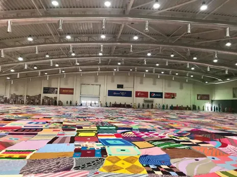 UAE Women Knit World's Largest Blanket, Create Guinness Record