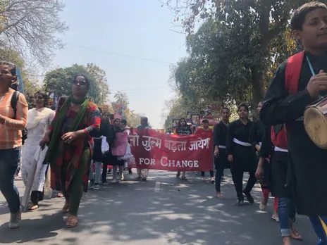 Indian women march