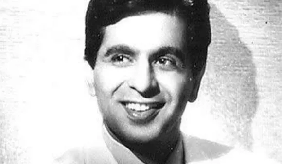 Actor Dilip Kumar Passed Away, Twitter Pays Tribute