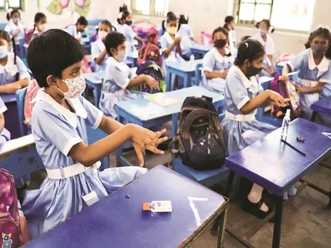If Omicron Cases Rise Maharashtra May Decide To Close Schools Again