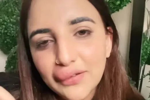 Tiktok Star Hareem Shah Forced To Leave Lip Job Procedure Midway, Here's Why