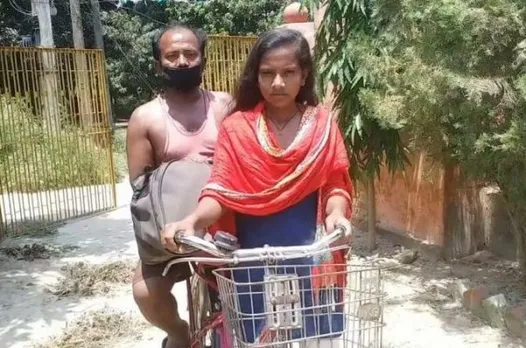 Teen Girl Carries Injured Father Home, Rides A Bicycle For 1,200km