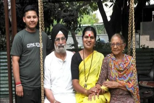 Husband And Wife, Both Above The Age Of 90, Adopt A Trans Couple In Chandigarh