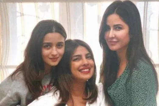 Priyanka Chopra Walks Out Of Farhan Akhtar's Jee Le Zara: Reports