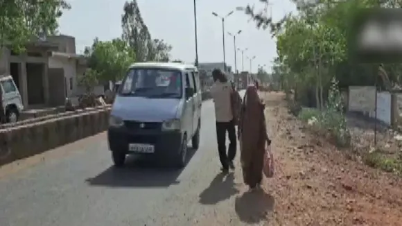 No Humanity After Death: Man Forced To Carry Niece's Dead Body On Shoulders In MP