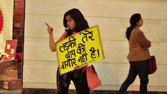 Women Question Holi Hooliganism In Delhi University, Protest in Big Numbers