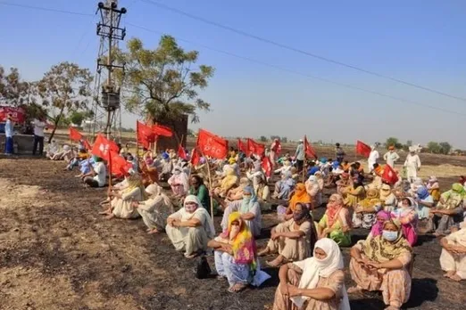 Dalit Women Protest In Punjab, Demand Redistribution Of Land In The State