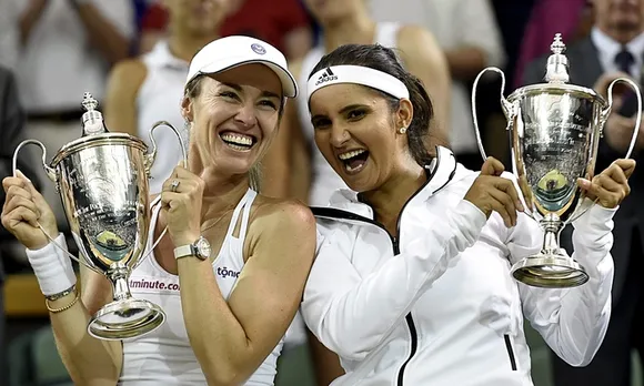 Sania Mirza and Martina Hingis clinche Australian Open women's doubles title