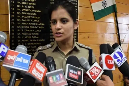 Success Story: Bus Conductor's Daughter Becomes IPS Officer