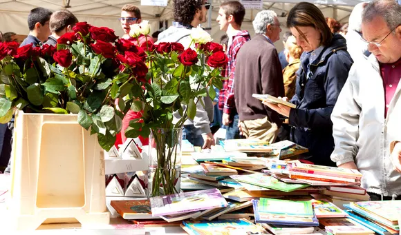 What makes April special for travellers to Spain? Books and roses