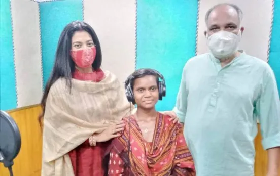 Actor Varsha Priyadarshini Helps A Tribal Girl Namita Melaka Achieve Her Dreams