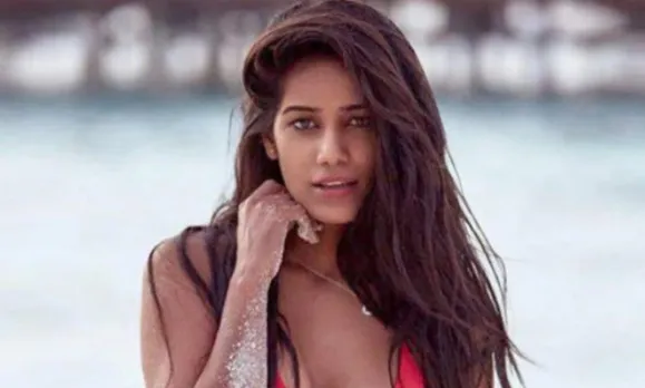 Poonam Pandey Says Raj Kundra's Company Leaked Her Number After Contract Issue