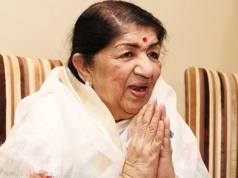 Lata Mangeshkar Celebrates 79 Years Of Her Radio Debut As A Singer