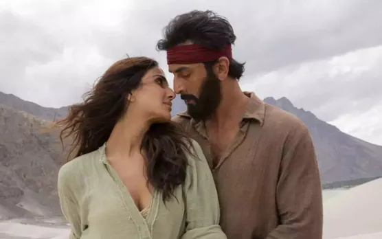Shamshera Twitter Review: Ranbir Kapoor's First Bearable Watch In Long Time Or Not?