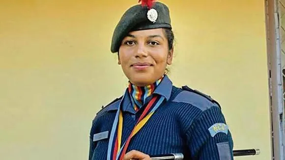 Hisar Girl Receives NCC Gold from PM Modi, Aspires to be a Fighter Pilot