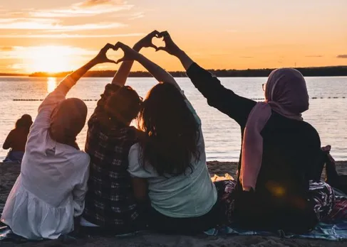 Five Things You Can Learn About Friendship In College