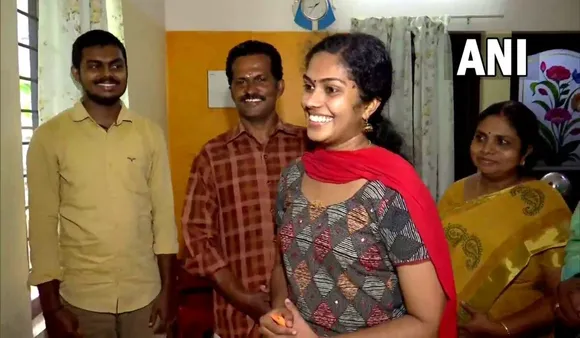 Construction Worker's Daughter In Kerala Secures Rank 481 In UPSC Exam