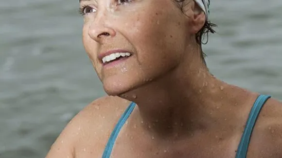 American Molly Nance Is First Woman To Swim Across St.Lucia Channel