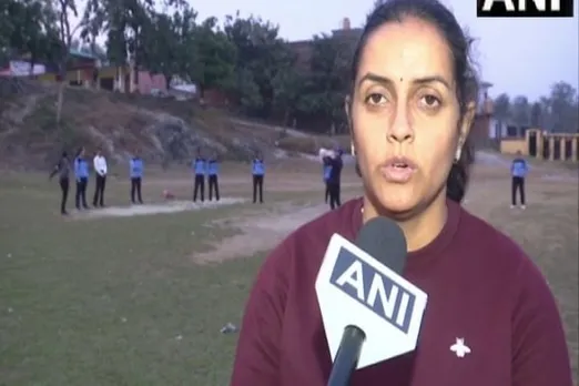 Government Teacher Gives Free Cricket Coaching To Girls In Jammu And Kashmir