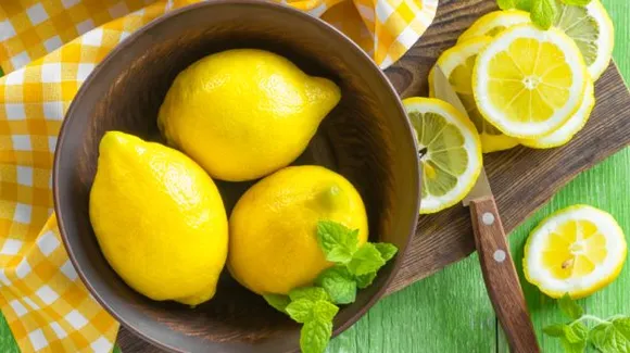 10 Reasons to include Lemon in your diet