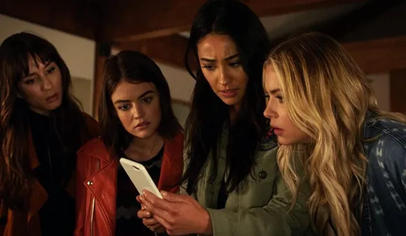 Predators, Pedophilia And Pretty Little Liars: Fans Dig Up Pretty “Disgusting” Facets
