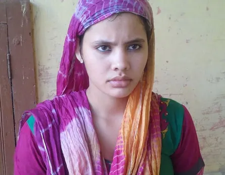 First Girl In Meerut Village To Complete School Bags Rani Laxmi Bai Award