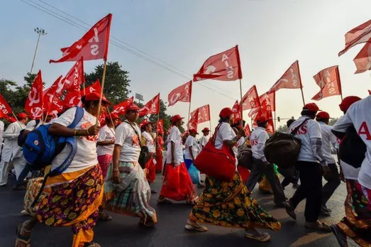 #KisanMuktiMarch: Women Are Farmers Too & It's Time To Hear Them