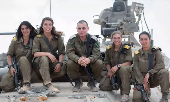 Women Become Tank Commanders In Israel Defence Forces