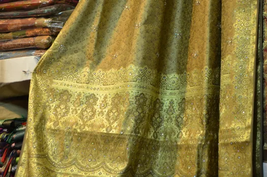 #100SareePact- Centuries old history weaved in 9 yards of silk: The Benarasi Saree   