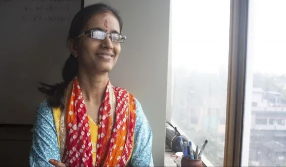 Meet Mathematician Dr Neena Gupta, Who Solved 70-Year-old  Zariski Cancellation Problem