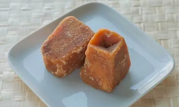 10 Health Benefits of Choosing Jaggery Over Refined Sugar